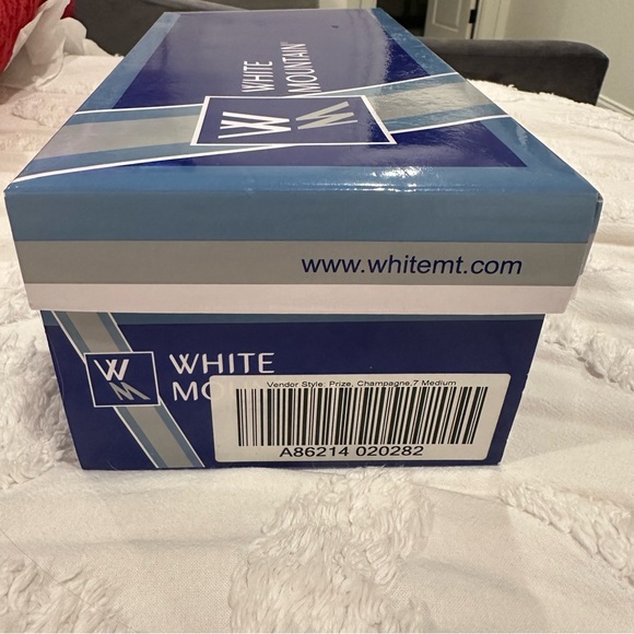 Women’s Champagne White Mountain Loafers - Picture 7 of 7